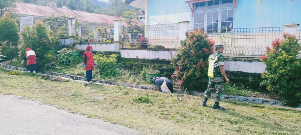 kegiatan rutin gotong royong bersama